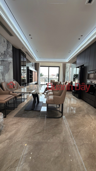 Please Select, Residential, Sales Listings đ 30.6 Billion