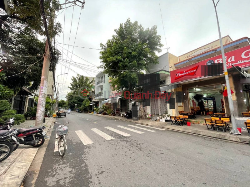 Business Frontage 6.1m wide - Le Niem Street - Tan Phu District Sales Listings