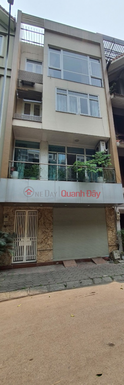 I am the owner renting a beautiful new apartment, Tran Duy Hung, 94m2x 4.5T - 20 Million, Office, Sales _0