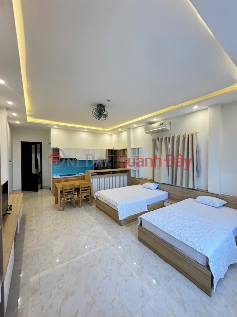 Selling 5-storey apartment on Truong Sa street, close to Tan Tra beach, income 45 million\/month, only 13 billion _0