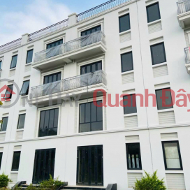 Owner name on red book sells Hateco Green Park shophouse, 40m street, 120m2, built 4.5 floors _0