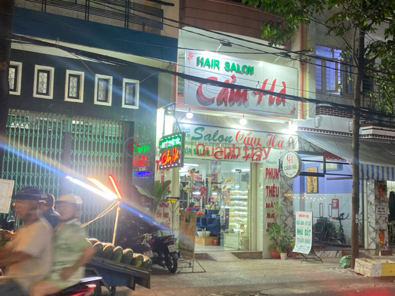 Hair Salon Cẩm Hà - 124 Cây Keo (Hair Salon Cam Ha - 124 Cay Keo) Tân Phú | ()(3)