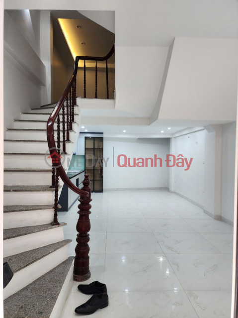 PRIVATE HOUSE FOR SALE ON HONG TIEN STREET - LONG BIEN, 10M TO HONG TIEN STREET, 35M2, 6 FLOORS, FRONTAGE 6.2M, 8.4 BILLION. _0