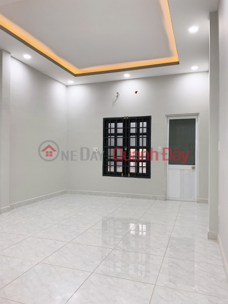 Cần bán nhà rất gấp, 60m2, 5,5 tỷ, khu bàn cờ, nhà lầu, đồng bộ 3 tầng, Phú Hữu, Quận 9. Niêm yết bán