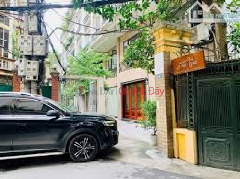 Owner Needs to Sell Urgently a House on Lac Long Quan Lane, Tay Ho, 40m2, Price 12.3 billion. | Vietnam | Sales | đ 12.3 Billion