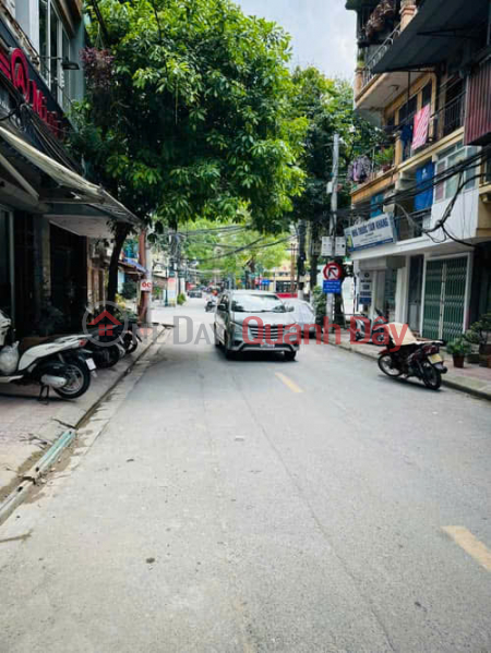 RARE!! 388 MILLION VND FOR A HOUSE WITH 85M WALKTHROUGH TO THE FIVE COMMUNES, FRONTAGE 3.9M, BUSINESS, TOP PRICE 33 BILLION VND Vietnam, Sales đ 33 Billion