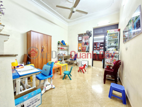 Extremely rare! House for sale on Bui Thi Xuan street, 75m2, 5 floors, 8m frontage, price 45.5 billion VND, car access, suitable for business. _0