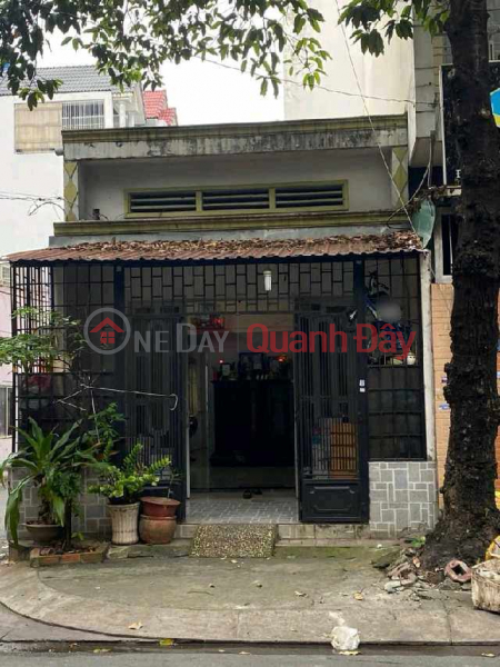 Nhà Cấp 4 Gác Lửng - Hẻm 8m Thông, DT: 4,5x18,6= 84m² , Phường 15 , Tân Bình Niêm yết bán