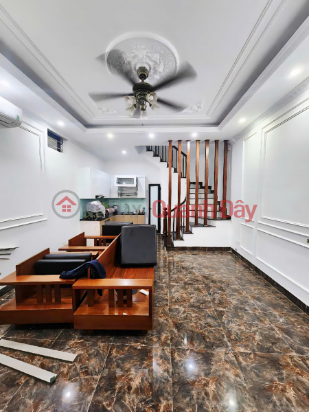 House for sale in Cau Giay district center, 30m² x 5 floors, over 7 billion - near Nguyen Khang, Quan Hoa Sales Listings