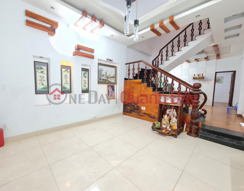 3-storey house, 3 floors, 70m2, Thanh Khe district center, Da Nang only 2 billion 5 a few dozen _0