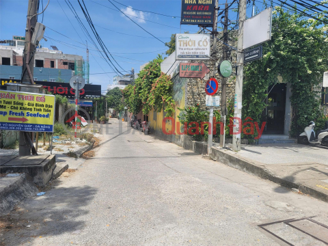 Land for sale on Ba Huyen Thanh Quan street leading to Vo Nguyen Giap, near the sea, beautiful location _0