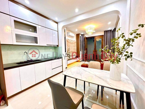 DONG DA SUPER PRODUCT - NEW CONSTRUCTION - 41M2,5 FLOOR - 30M OUT OF THE STREET - FULL FURNITURE ALWAYS LIVE _0