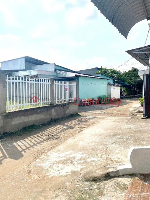 HOT HOT HOT Beautiful house for sale at a great price! Owner needs to sell in Long Hoa Ward, Binh Thuy District, Can Tho. _0