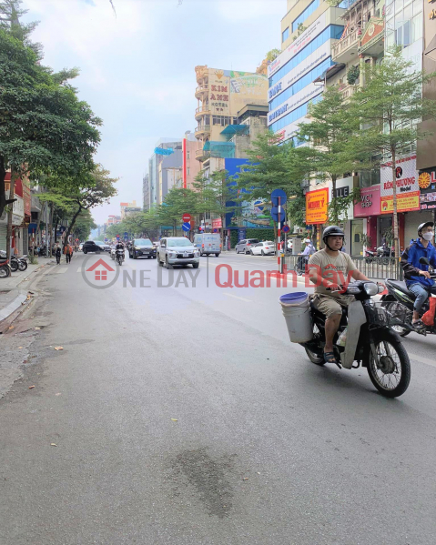 Property Search Vietnam | OneDay | Residential, Sales Listings | House for sale on TON DUC THANG, Dong Da. Area 47m2, 7 floors, frontage 5.5m, over 21 billion