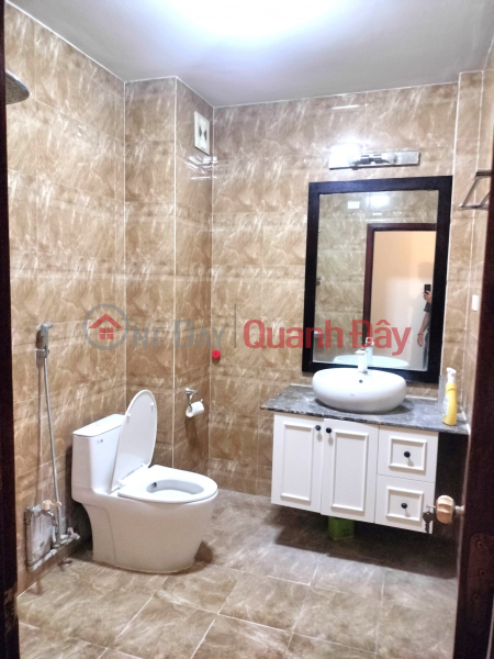 26 Billion, Car-avoiding Plot, Sidewalk, Hoang Cau, Dong Da, 59m2 x 4 Floors, Top Business | Vietnam Sales đ 26 Billion