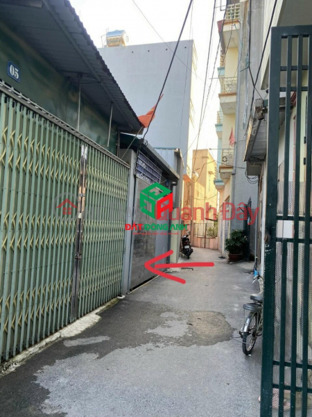 The owner sells a house 65m Tien Kha, Tien Duong with car access to the land, the road is more than 3m wide Sales Listings