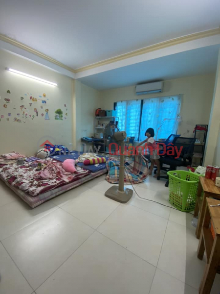 Property Search Vietnam | OneDay | Residential, Sales Listings House for sale 57m2 Nghi Tam street, Tay Ho Car park at gate 5 rooms Car phi 10m 6.6 Billion