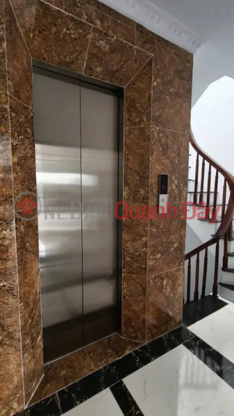 BÁN NHÀ MỚI ĐẸP NỞ HẬU KINH DOANHH VỈA HÈ Ô TỖ TRÁNH ĐỖ Phố Đức Giang 40m2 X 6 tầng 11.5 tỷ Long Biên., Việt Nam, Bán, đ 11,5 tỷ