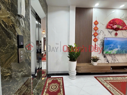 Urgent sale of Thuy Khue house with 6 floors, elevator, near the street, 33m², price 7.6 billion _0