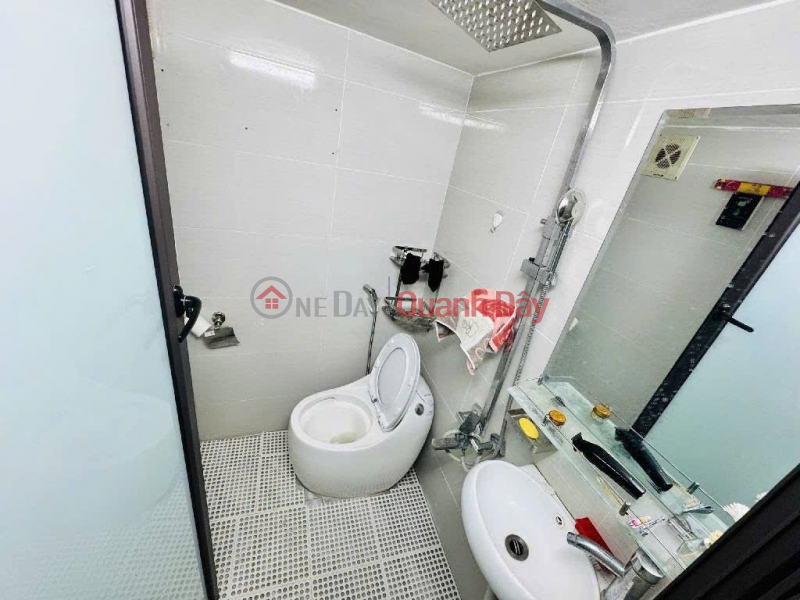 ĐỘI CẤN 22M x7 TẦNG CHỈ 5,85 TỶ-LÔ GÓC,3 THOÁNG,NGÕ THÔNG,GẦN PHỐ,TRƯỚC NHÀ 4M, Việt Nam Bán | đ 5,85 tỷ