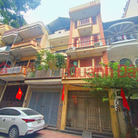 (SHARF ALLEY, DISTRICT COMMITTEE SIDE, CARS PARKING) House for sale in HOANG CAU, Dong Da. Area 50m x 5 floors x Frontage 4m _0