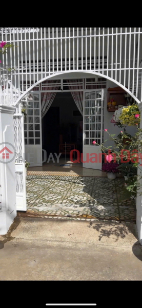 Property Search Vietnam | OneDay | Nhà ở Niêm yết bán | Bán nhà hẻm Nguyễn Tất Thành, Buôn Ma Thuột, giá 2,88 tỷ; TC 96m2, MT 4,5m, ô tô tới nơi.