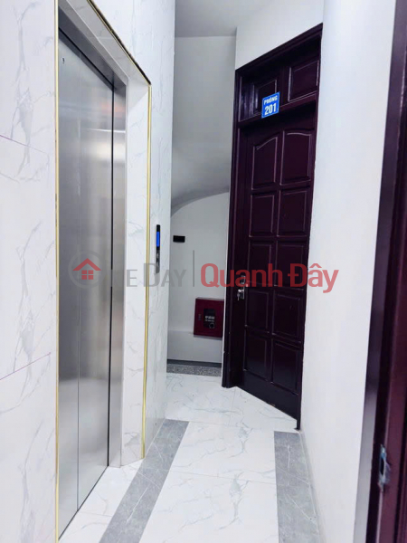 NHÀ MỚI DÒNG TIỀN Ngõ Giếng 40/45 m2,X 6 tầng, mặt tiền 9. 5m,8.8 tỷ Đống Đa, Việt Nam | Bán đ 8,8 tỷ