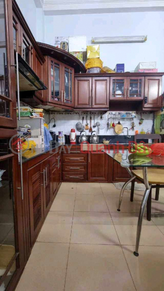 Property Search Vietnam | OneDay | Nhà ở, Niêm yết bán KINH DOANH CHỢ ĐÊM, ĐƯỜNG 8M, VỈA HÈ 4M, 4 TẦNG, 4M X 16.5M, VUÔNG VỨC, MẶT BẰNG KINH DOANH. 4 PN, CHỈ 10.1 TỶ
