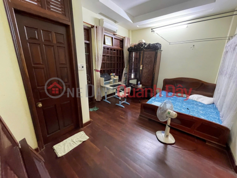 Nhà 3 tầng mặt tiền phố Tây An Thượng, cách biển Mỹ Khê 3 phút đi bộ _0
