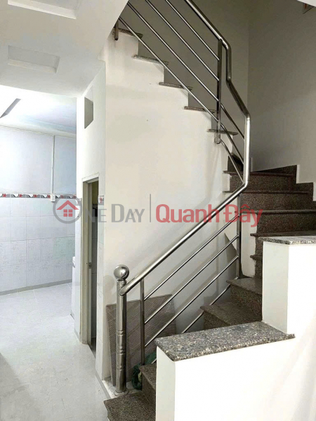 House in Thich Quang Duc car alley, 3x10m, 2 bedrooms, 12 million, Vietnam, Rental | đ 12 Million/ month