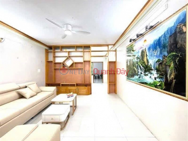 Property Search Vietnam | OneDay | Residential, Sales Listings | CAU GIAY COLLEGE, 1ST FLOOR, AREA 80M2, PRICE 5.8 BILLION, CAR PARKING AT THE DOOR