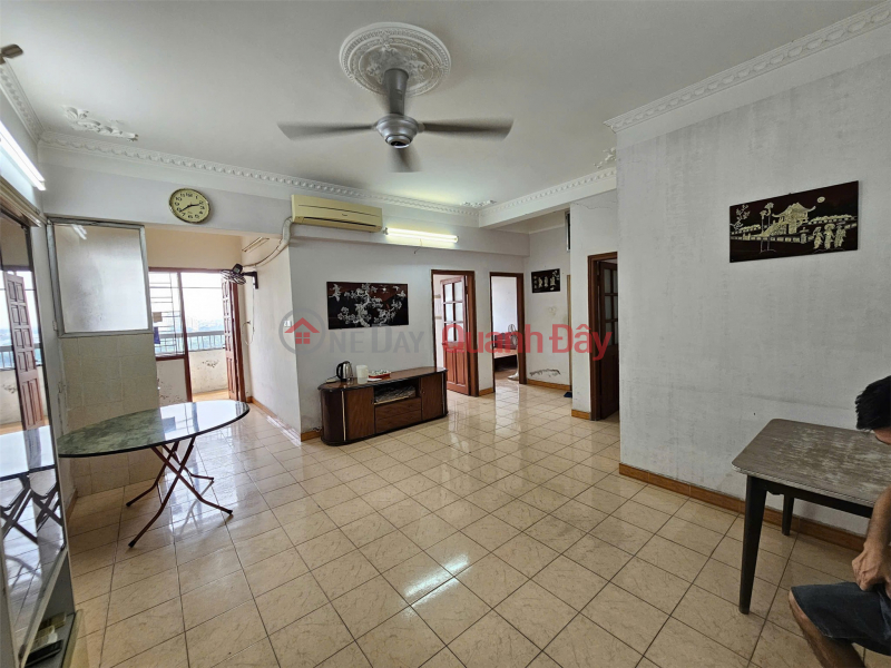 OWNER SELLING BEAUTIFUL 3-BEDROOM APARTMENT – LINH DAM PENINSULA – PRIME LAKE VIEW in Hoang Mai District, Hanoi Sales Listings