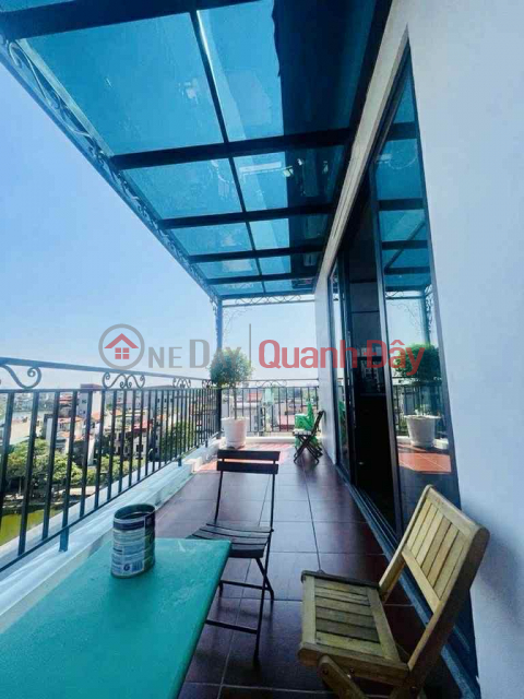 bán nhà lô góc mặt phố Long Biên, 100m x 7 tầng, mặt tiền 5.8m, view hồ, ôtô tránh, kinh doanh _0