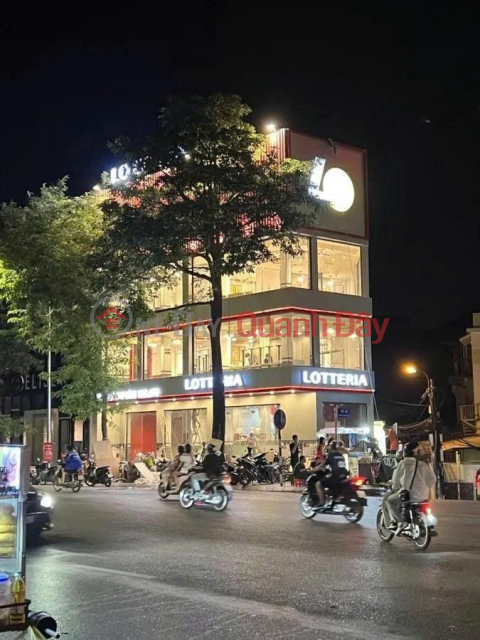 URGENT SALE OF SUPER PRODUCT ON STREET FRONT IN THE CENTER OF TAY HO - 76M² - FREE 3-STOREY HOUSE - GREAT BUSINESS - OVER 24 BILLION _0