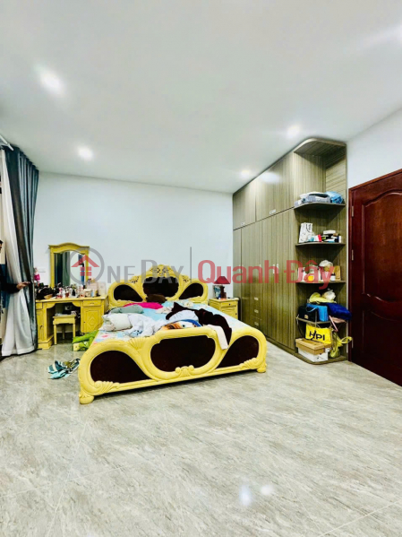 đ 11.2 Billion | House for sale in Dong Da Hao Nam, wide and airy alley, new house, area 45m, price 11.2 billion