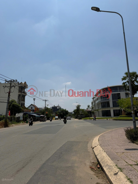FOR SALE: 105M2 LAND PLOT ON BUNG ONG THOAN STREET - RIGHT AT THE INTERSECTION OF LIEN PHUONG WARDS _0