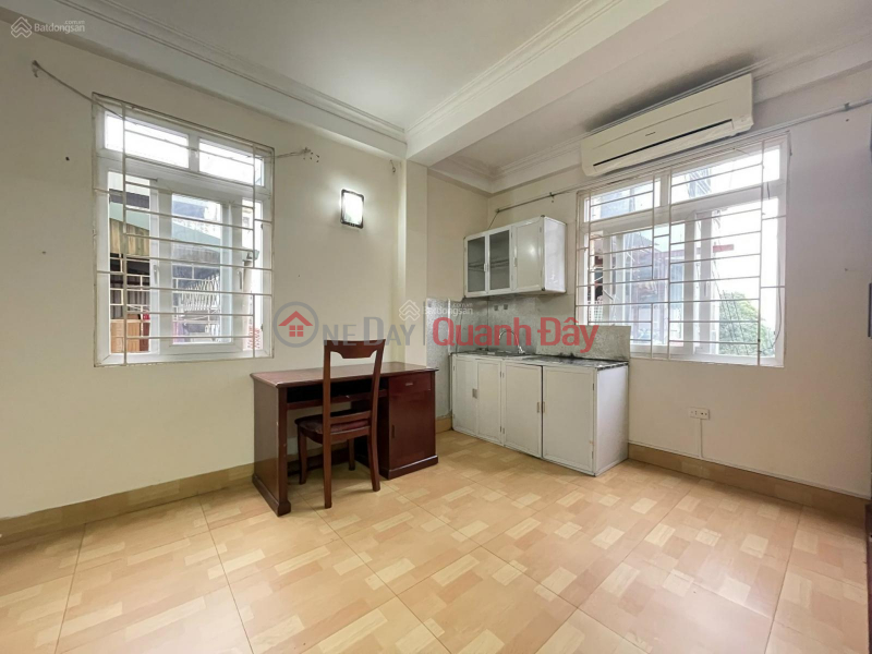 The owner rents out a room at 81 Lang Ha Rental Listings (TIENH-30324695)