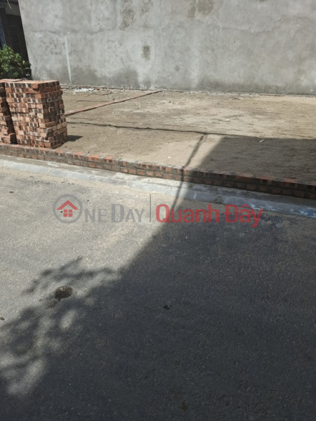 Land for sale in group 13, Dong Anh town, 38m x 5.55m, car-safe, corner lot, only slightly over 3 billion. Contact: 0936123469 Vietnam | Sales | đ 3.5 Billion