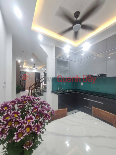 đ 8,6 tỷ, bán nhà Kim Giang, Nhà đẹp sát Đại Kim, đi 1 phút ra đường lớn