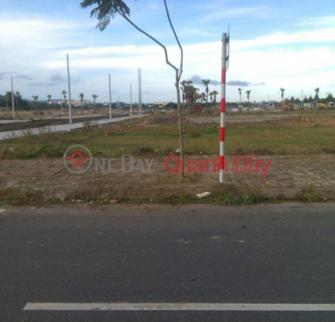 Urgent sale of land lot at Thac Ba Street, Lac Thuan Quarter, Lac Tanh Town, Tanh Linh District, Binh Thuan Province _0