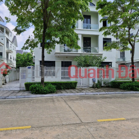 I'm renting out a house on Le Trong Tan and Hoang Van Thai streets, 320m2 x 3.5 floors - 64 million VND. _0