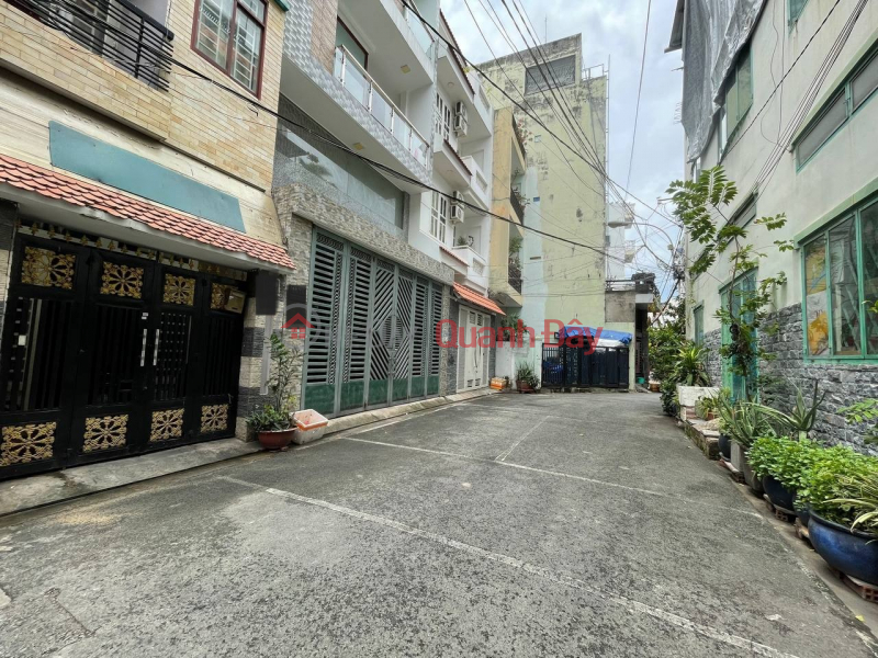 3-storey house for sale, Nguyen Xuan Khoat street, Tan Phu district, 8m car alley Sales Listings