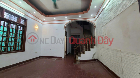 BÁN NHÀ NGÕ 66 NGỌC LÂM 70M - XD 6T - MT 5m - NỞ HẬU -NGÕ 7M VỈA HÈ 2M KD ĐỈNH GIÁ 17.3 TỶ _0