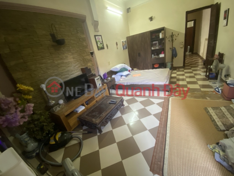 Nguyen Chinh street front, cars can park safely, bustling business, widening at the back, 2 open spaces _0