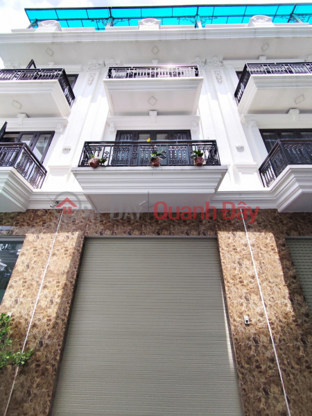 Beautiful house for sale, lane 214 Trung Luc, car parking in the house, 50m 4 floors PRICE 3.95 billion new Sales Listings