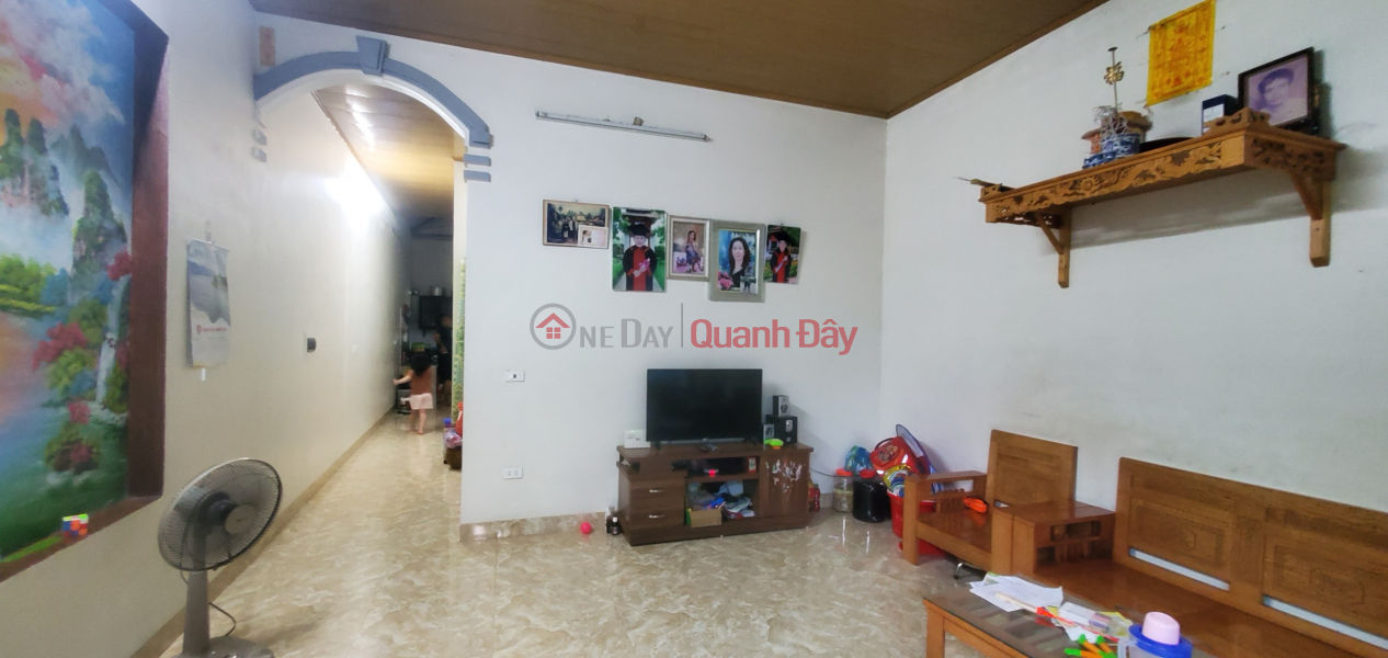 Property Search Vietnam | OneDay | Nhà ở | Niêm yết bán, bán nhà cấp 4 - FO - 90m full thổ cư
- sổ đỏ nỏ hậu
- đường ô tô tận cửa
-nhà xây kiên cố chắc chắn