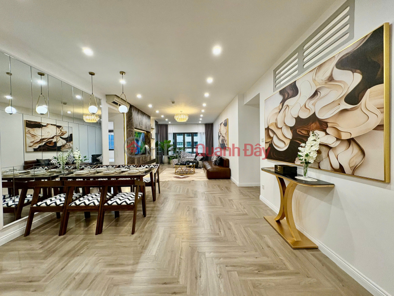 Bán GẤP căn hộ 2PN + 1 tại Mulberry Lane: DT 124m2, view thoáng BC ĐN giá 8.5 tỷ Niêm yết bán