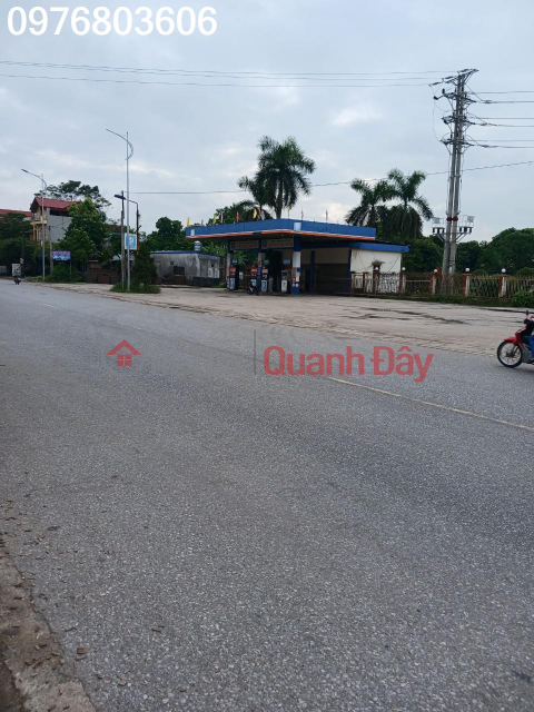 (EXTREMELY RARE, CHEAP) Pho Yen National Highway 3, a single lot of beautiful new 3-storey house on the front land with _0
