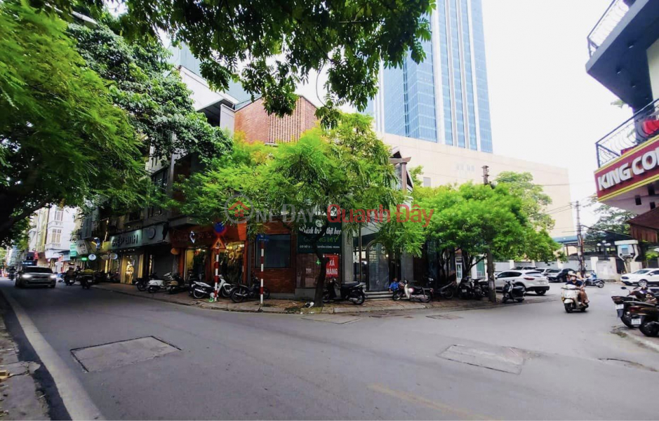 Selling land and giving away a house on the corner of Nguyen Hong street, Dong Da 138 3 floors MT 18m 59 billion Sales Listings