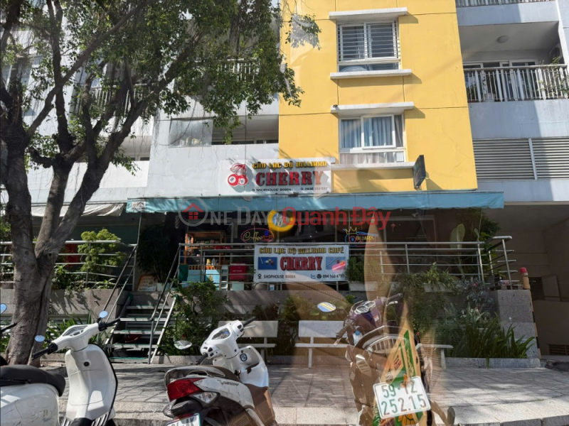 Chính chủ bán shophouse ngay chung cư Carina Plaza - Mặt tiền kinh doanh, dòng tiền 17 triệu Niêm yết bán